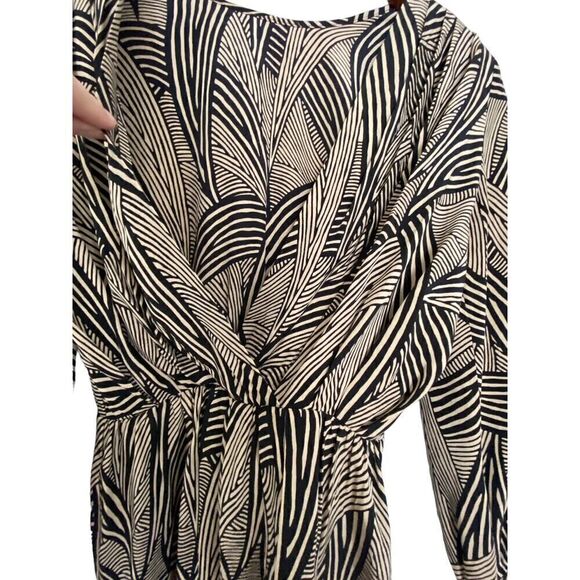 Amanda Uprichard Faux Wrap Silk Mini Dress 3/4 Sleeve Geometric Black Tan Small - Picture 3 of 10